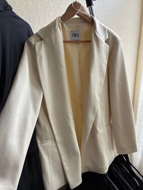 ZARA Cream Open-Front Women's Blazer